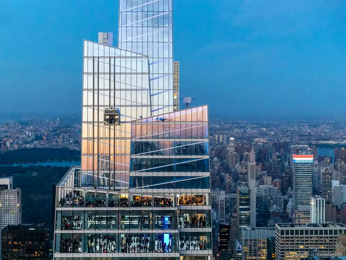 Skyline di Midtown Manhattan dall'osservatorio SUMMIT One Vanderbilt