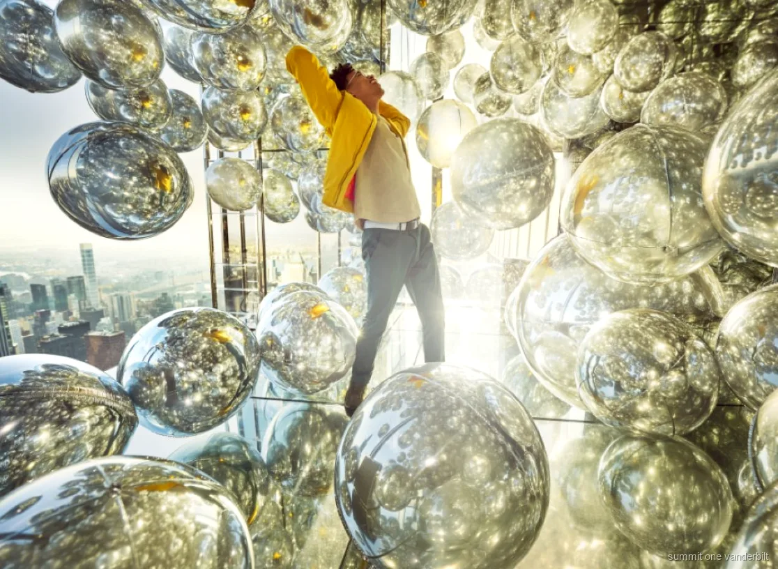 Cornisa de cristal Levitation en el mirador Summit One Vanderbilt de Nueva York