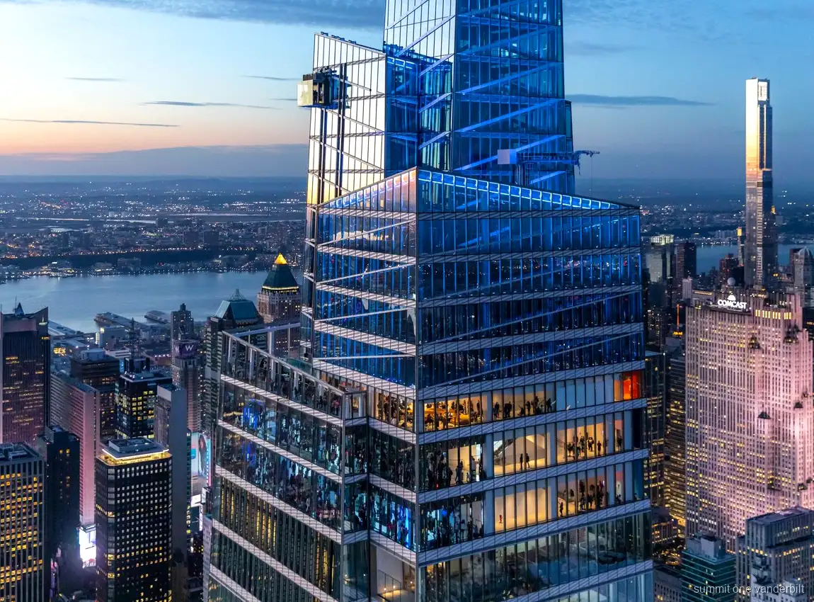 Vista do skyline a partir do mirante SUMMIT One Vanderbilt